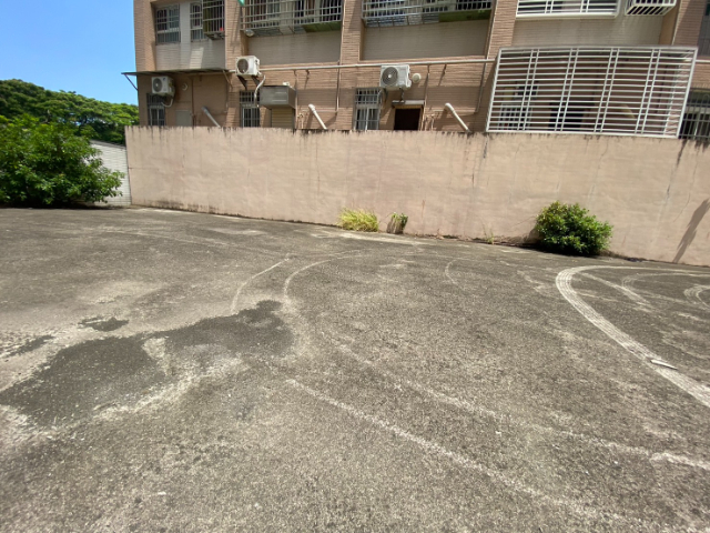 高雄大學芳鄰美建地,高雄市楠梓區藍田中段