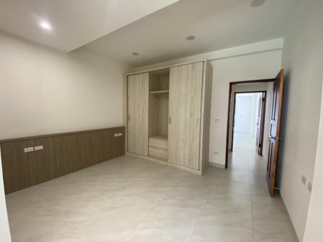 建興學區稀有面寬車墅,台南市中西區大同路一段