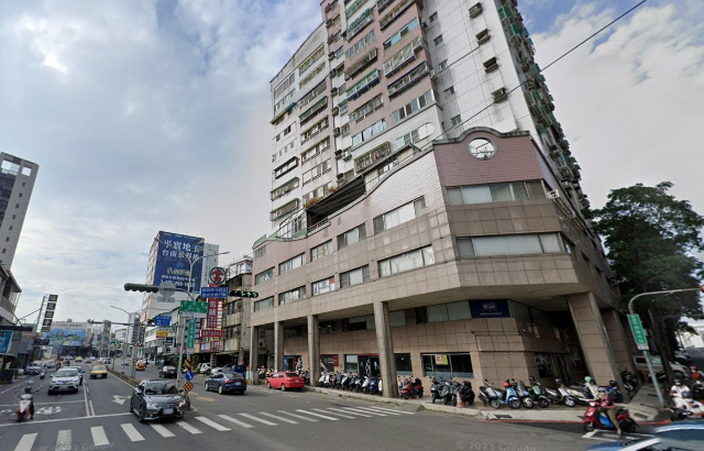 東門路靜巷面寬透天