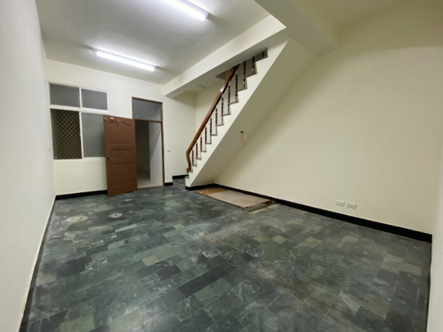 東區副都心大坪數騎樓透天,台南市東區生產路