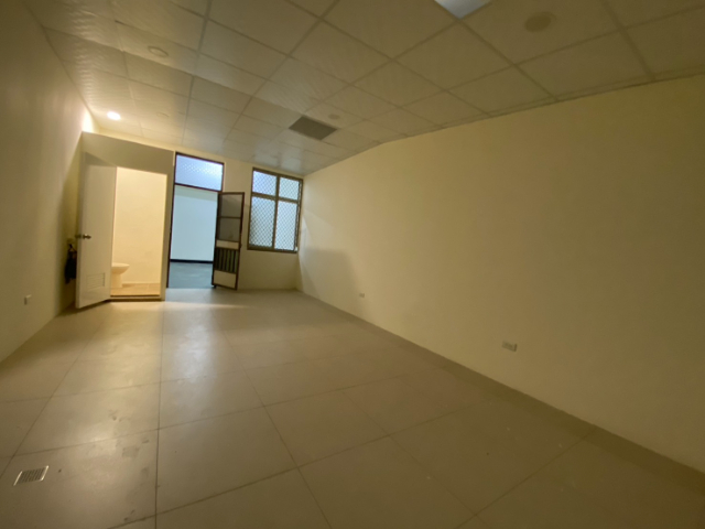 東區副都心大坪數騎樓透天,台南市東區生產路