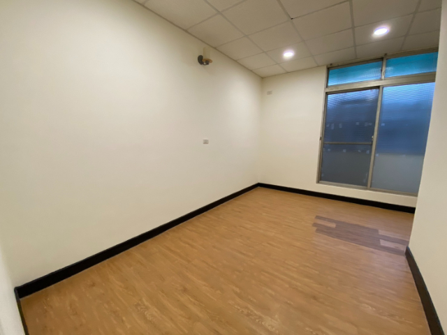 東區副都心大坪數騎樓透天,台南市東區生產路