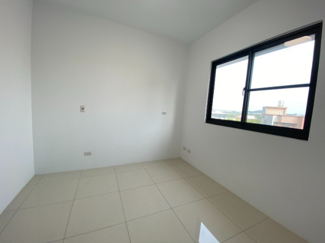 近歸仁國小全新亮麗三房平車,台南市歸仁區大仁街