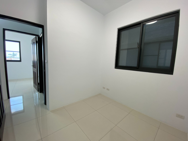 近歸仁國小全新亮麗三房平車,台南市歸仁區大仁街