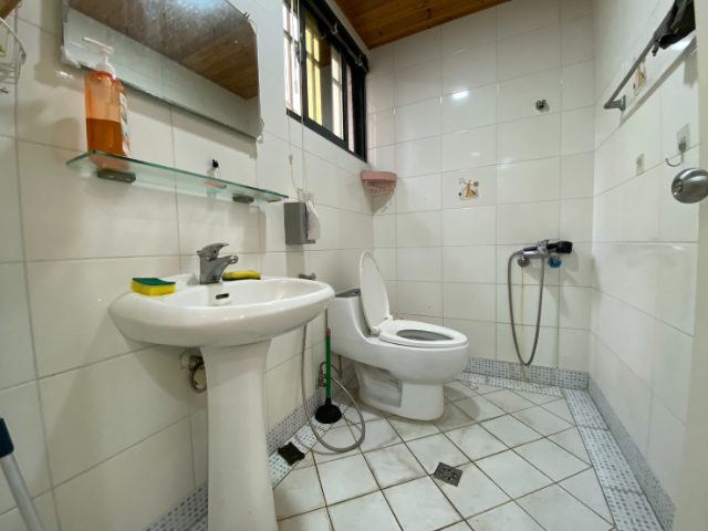 西勢國小芳鄰面寬美車墅,台南市永康區西勢路